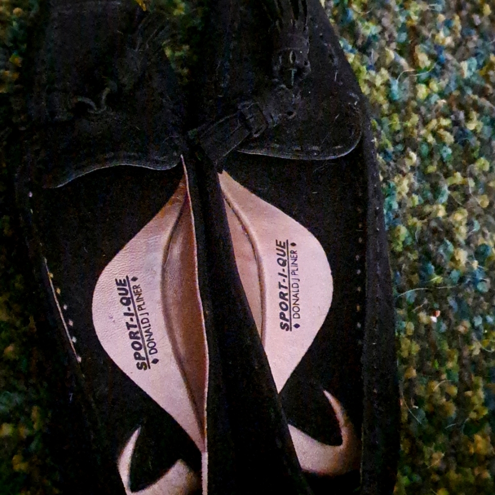 Donald J Pilner Wonans Dress Shoes